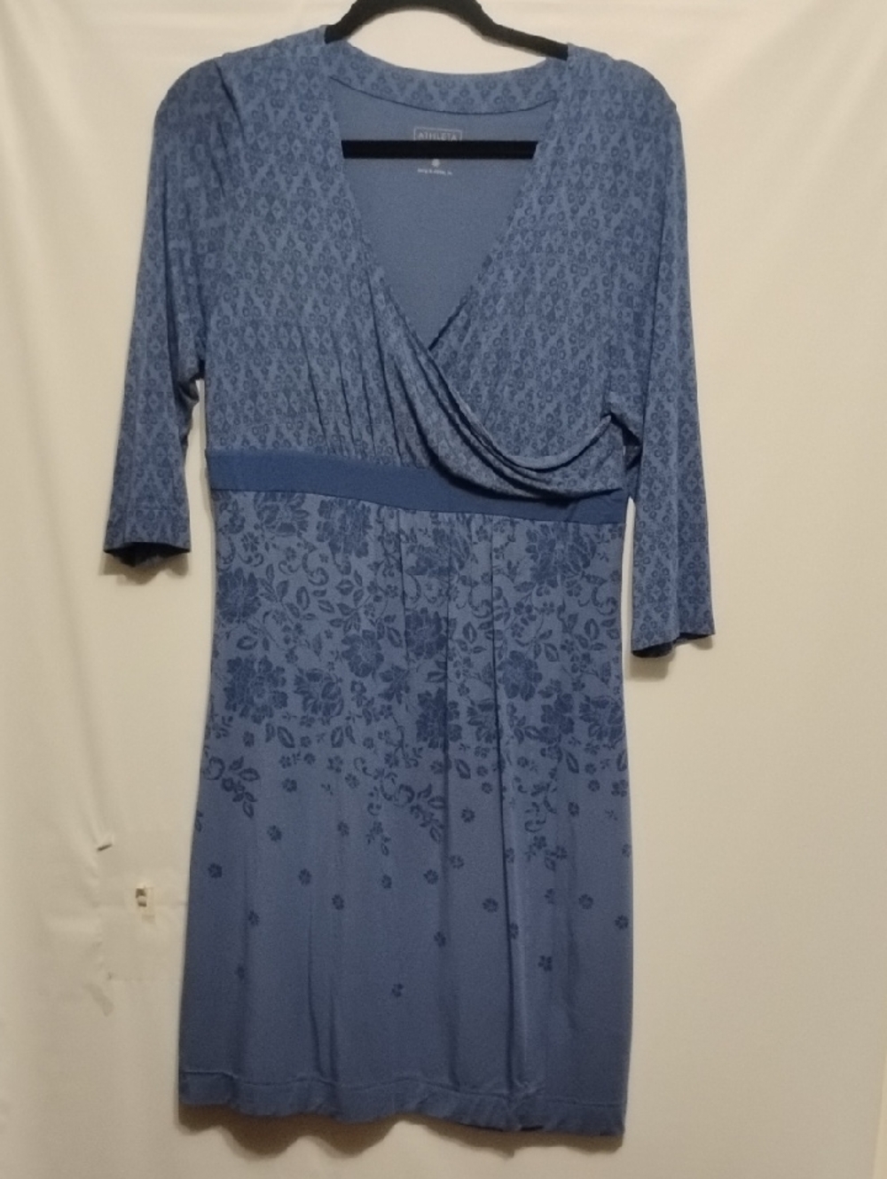Athleta Dusty Blue Wildflower Floral Wrap-Front Long Sleeve Travel Dress